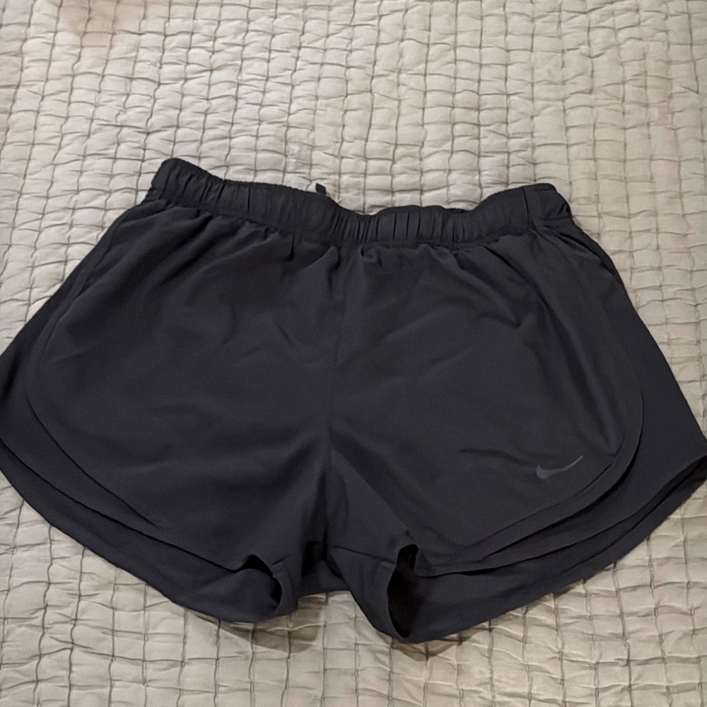 Nike small dry fit shorts